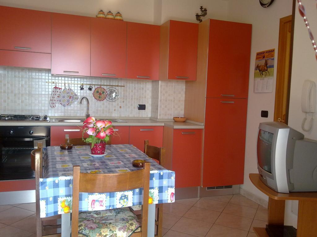 Casa Purple Apartment Cala Gonone Room photo